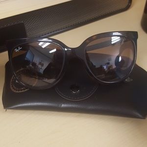 Ray Ban Sunglasses with Soft Case.